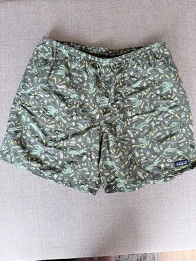 Patagonia Men's Green Alligator Print Swimtrunks